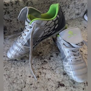 Soccer cleats, size 4